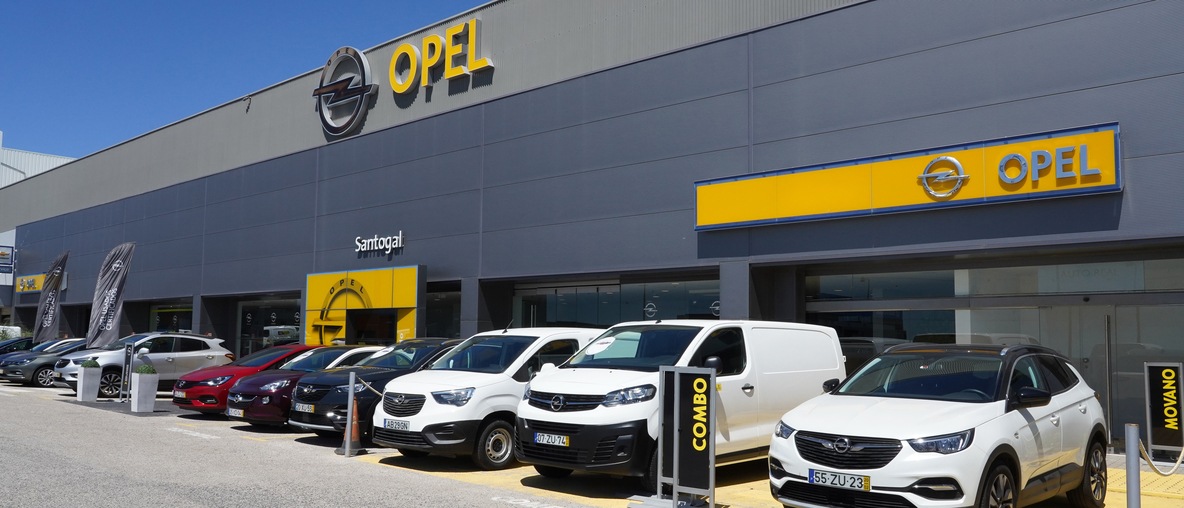 Stand de Viaturas Comerciais